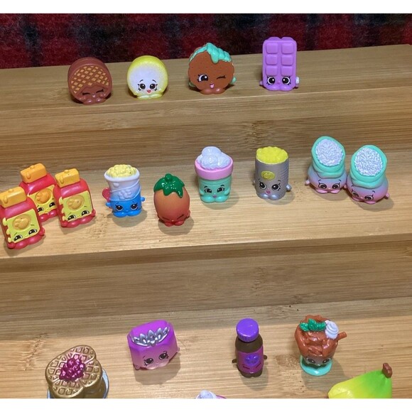 Shopkins Season Six 6 Lot Of 20 Figures Actual Pieces In Photos Moose Toys - Picture 9 of 9